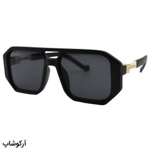 عکس از عینک آفتابی Marc Jacobs با فریم مربعی شکل، رنگ مشکی مات و لنز دودی تیره مدل 53336