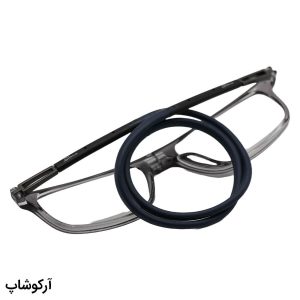 عکس از عینک مطالعه مگنتی با فریم طوسی، شکل مستطیلی و بند سرمه‌ای مدل AM34003