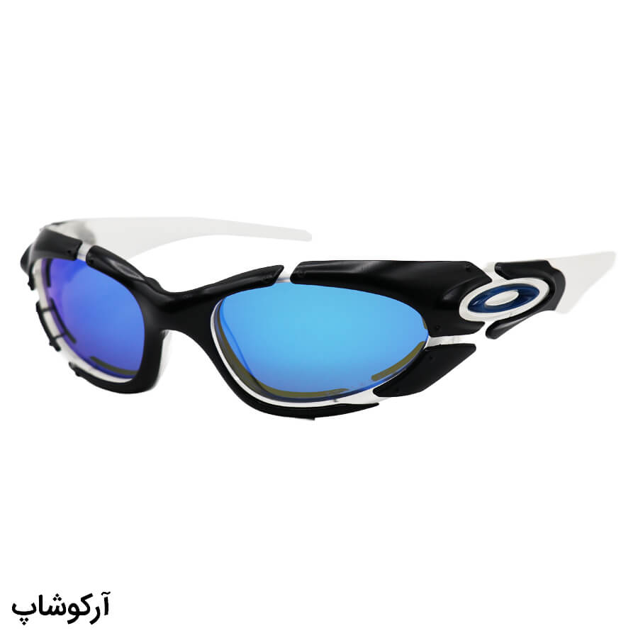 Black-Colorless-Oval-Frame-And-Black-Colorless-Handle-And-Blue-Mirror-Polorized-Uv-Protection-Lens-Oakley-Sunglasses-Model-9367-Bc-1 عکس از عینک آفتابی اوکلی با فریم مشکی و شفاف، شکل بیضی، لنز پلاریزه، جیوهای و آبی به همراه پک اصلی مدل 9367