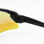 عکس از پک عینک ورزشی و عینک طوفان برند OAKLEY به همراه 4 کاور لنز و تجهیزات جانبی کامل مدل Z87+