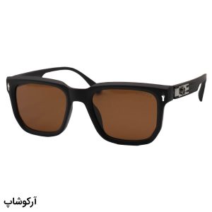 عکس از عینک آفتابی پلاریزه gucci با فریم قهوه‌ای مات، شکل مربعی، لنز قهوه‌ای تیره و دسته فنردار مدل 7126