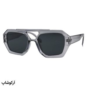عکس از عینک آفتابی Vehla با فریم رنگ طوسی، شکل چند ضلعی و لنز دودی تیره مدل 96300