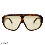 عکس از عینک دید در شب تام فورد با فریم رنگ هاوانا، شکل خلبانی، دسته پهن و لنز رنگ زرد مدل 96500