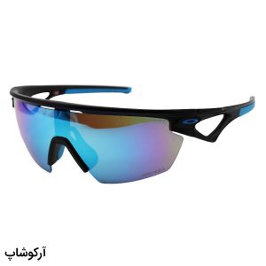 عکس از عینک ورزشی اوکلی با فریم مشکی مات، از جنس کائوچو و رنگ آینه‌ای و رنگ آبی مدل OO9403-0336
