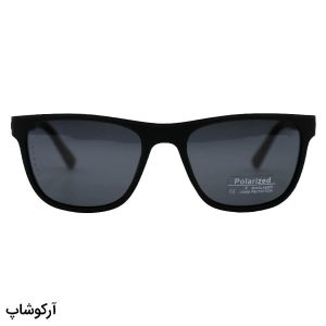 عکس از عینک آفتابی اوگا مورل با فریم مستطیلی، بیس‌دار، رنگ مشکی مات، دسته مشکی و نوک مدادی، لولا فنری و لنز دودی و پلاریزه مدل P78027