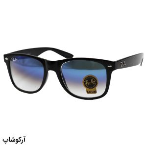 عکس از عینک آفتابی Ray-Ban با فریم ویفرر، رنگ مشکی، عدسی سنگ، آینه‌ای و رنگ آبی هایلایت مدل RB2140-901