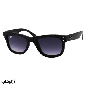 عکس از عینک آفتابی ریبن با فریم ویفرر ریورس، رنگ مشکی مات و لنز رنگ دودی هایلایت و لولا دوبل مدل RB R0502S