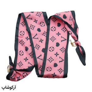 عکس از بند عینک زنانه چند رنگ، از جنس پارچه‌ای (طرح روسری) و برند LOUIS VUITTON مدل 992959