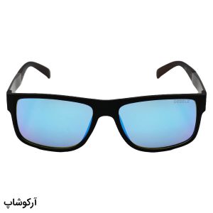 عکس از عینک آفتابی دیزل با فریم شکل مستطیلی، رنگ مشکی مات، دسته چوبی و لنز آینه‌ای و آبی رنگ مدل 98002