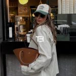عکس از عینک آفتابی سلین (CELINE) با فریم بیضی شکل، ترند و جدید بر روی صورت مدل