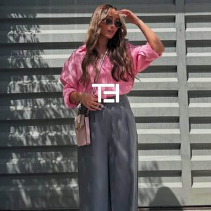 عکس از عینک آفتابی سلین (CELINE) با فریم بیضی شکل، ترند و جدید بر روی صورت مدل