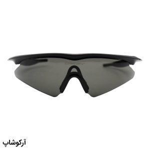 عکس از عینک ورزشی OAKLEY با فریم مشکی مات، 5 کاور لنز قابل تعویض و تجهیزات کامل مدل 11-161-132