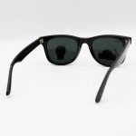 عکس از عینک آفتابی Ray-Ban با فریم ویفرر، رنگ مشکی و لنز دودی تیره و جنس شیشه (سایز متوسط و استاندارد) مدل RB2140-L