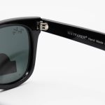 عکس از عینک آفتابی Ray-Ban با فریم ویفرر، رنگ مشکی و لنز دودی تیره و جنس شیشه (سایز متوسط و استاندارد) مدل RB2140-L