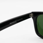 عکس از عینک آفتابی Ray-Ban با فریم ویفرر، رنگ مشکی و لنز سبز تیره و جنس سنگی (سایز متوسط و استاندارد) مدل RB2140-L