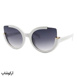 عکس از عینک آفتابی زنانه با فریم چشم گربه‌ای، رنگ سفید و لنز دودی گرادینت مارک جیکوبز مدل 8252