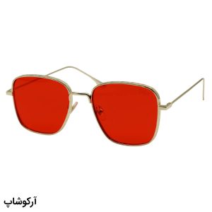عکس از عینک دید در شب Dior با فریم فلزی، رنگ طلایی، شکل مربعی و لنز قرمز رنگ مدل 5068