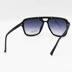 عکس از عینک آفتابی PORSCHE DESIGN با فریم خلبانی، رنگ مشکی مات و لنز قهوهای سایه روشن مدل L90