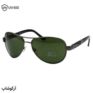 عکس از عینک آفتابی Persol با فریم خلبانی، رنگ نوک مدادی، بیس دار، لنز سبز تیره، از جنس سنگ و دسته فنری مدل 5001