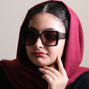 عکس ازعینک آفتابی زنانه Chanel با فریم مربعی شکل مدل 6929 بر روی صورت فاطمه ابراهیم زاده