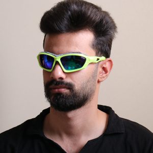 عکس از عینک ورزشی oakley مدل 5347 بر روی صورت محمدحسین ابراهیم زاده