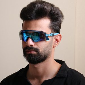 عکس ازعینک ورزشی اوکلی مدل OA9920 بر روی صورت محمدحسین ابراهیم زاده