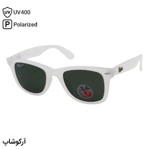 عکس از عینک آفتابی ریبن با فریم سفید مات (یخی)، شکل ویفرر، لولا دوبل، لنز سبز تیره، جنس شیشه، پلاریزه و آنتی رفلکس مدل RB2140-901