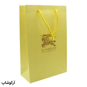 عکس از بگ، پاکت و ساک دستی هدیه عینک باربری (BURBERRY) با طراحی رنگ زرد مدل 992977